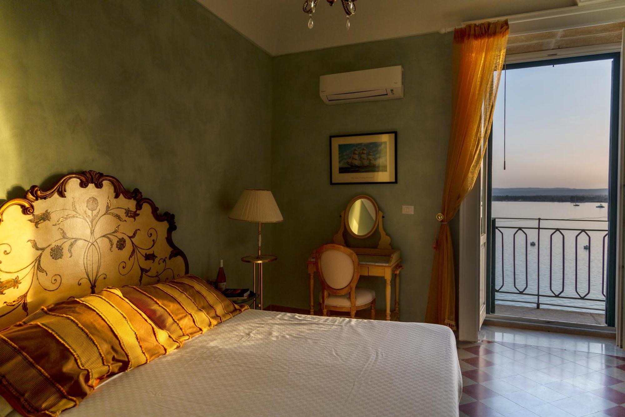 Dimora Di Ulisse Sea View Holiday Apartment Syrakus Exterior foto